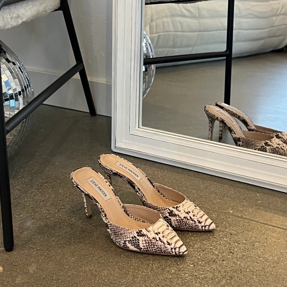 Steve Madden Elyse Snake Mule